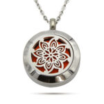 Collar Difusor Acero Plateado Aceite Esencial Flor Petalo
